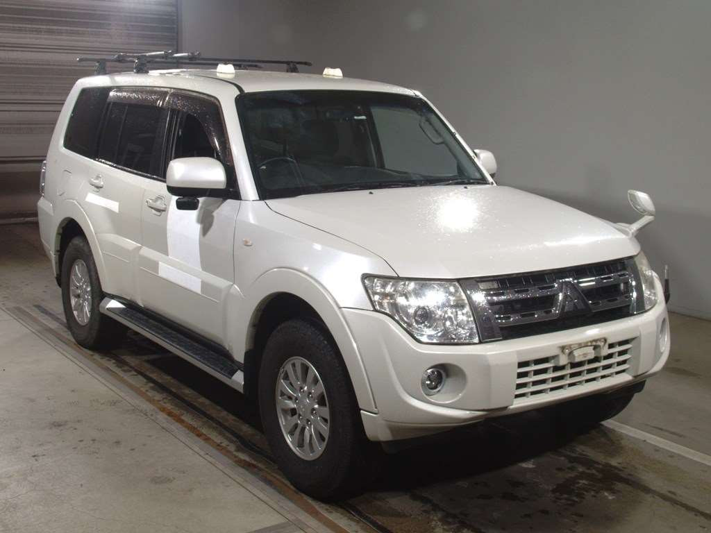 2012 Mitsubishi Pajero V93W[2]