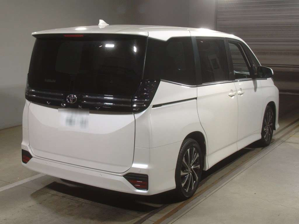 2023 Toyota Voxy MZRA90W[1]