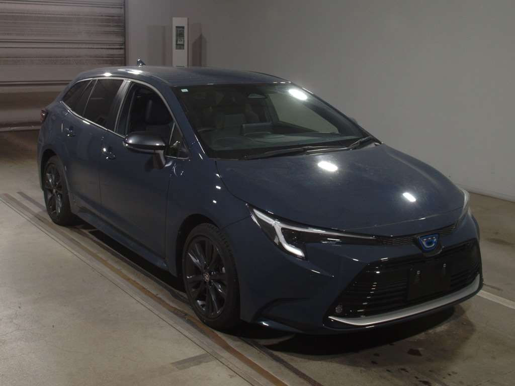 2023 Toyota Corolla Touring Wagon ZWE219W[2]