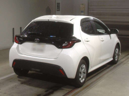 2021 Toyota YARIS