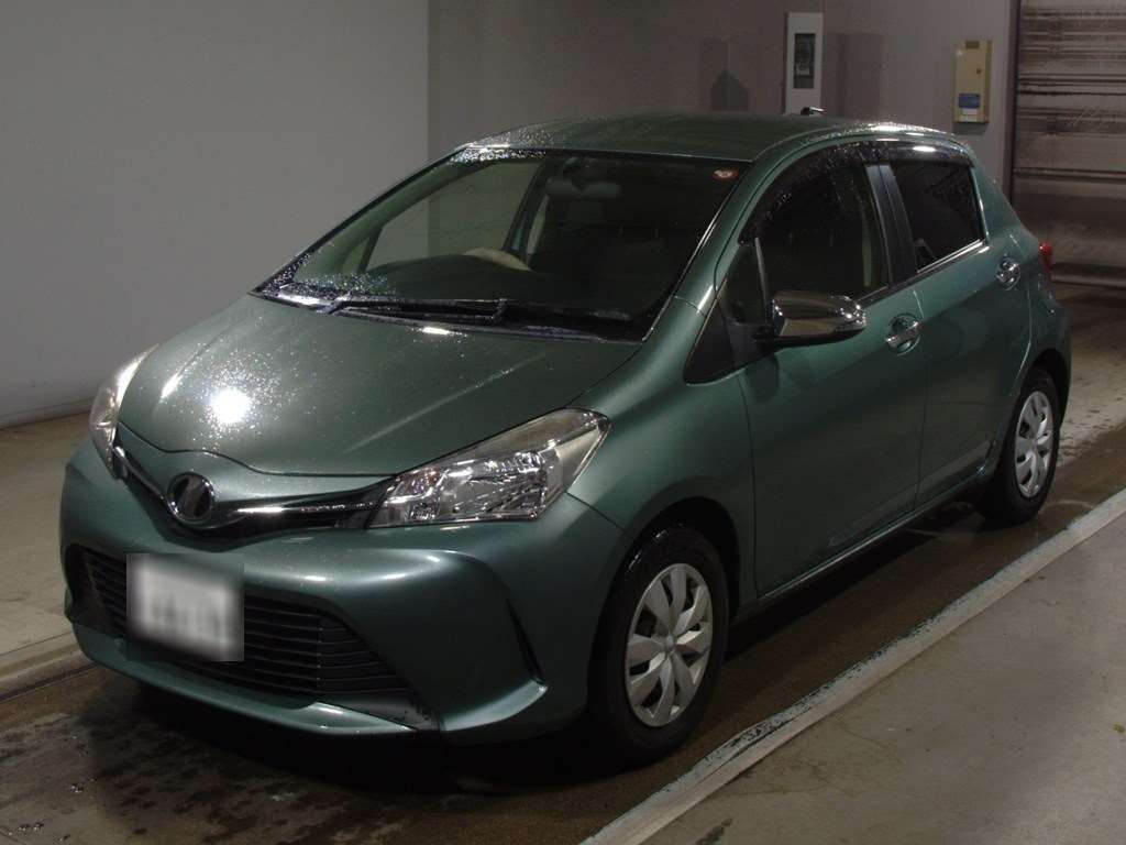 2014 Toyota Vitz NSP130[0]