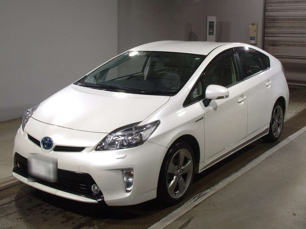 2013 Toyota Prius ZVW30[0]