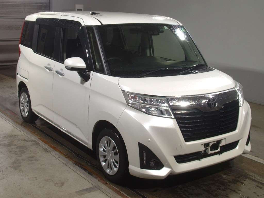 2020 Toyota Roomy M900A[2]