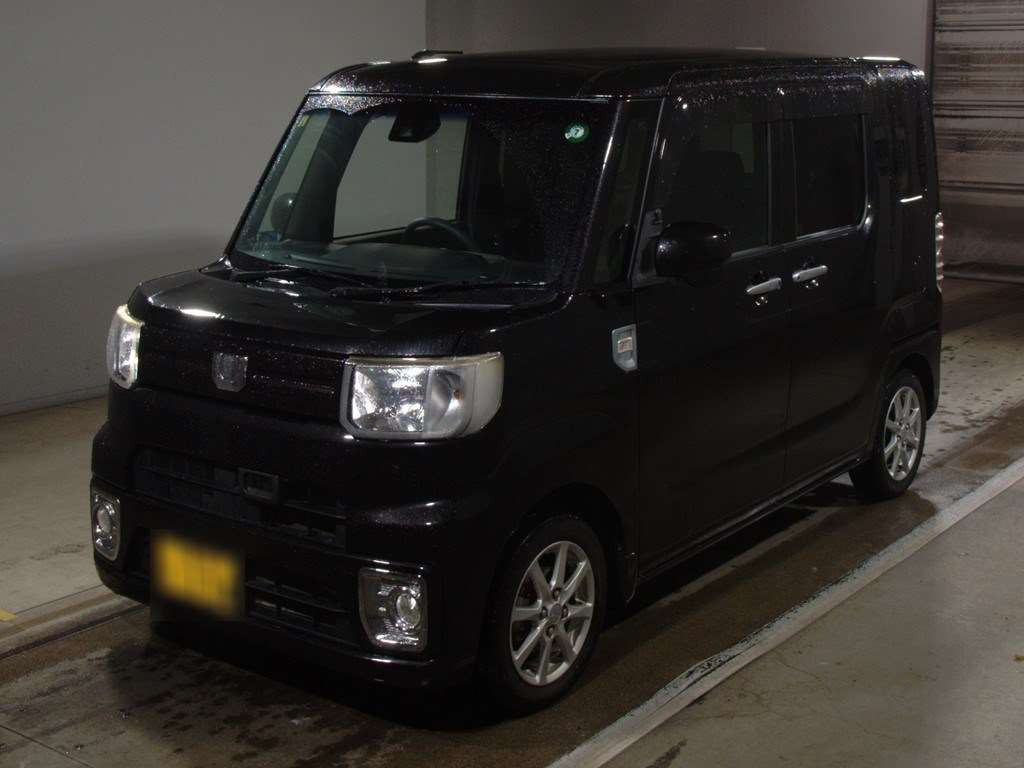 2016 Daihatsu Wake LA700S[0]