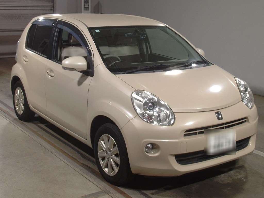 2012 Toyota Passo NGC30[2]