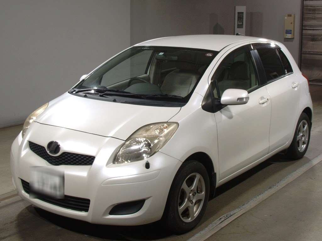 2008 Toyota Vitz SCP90[0]