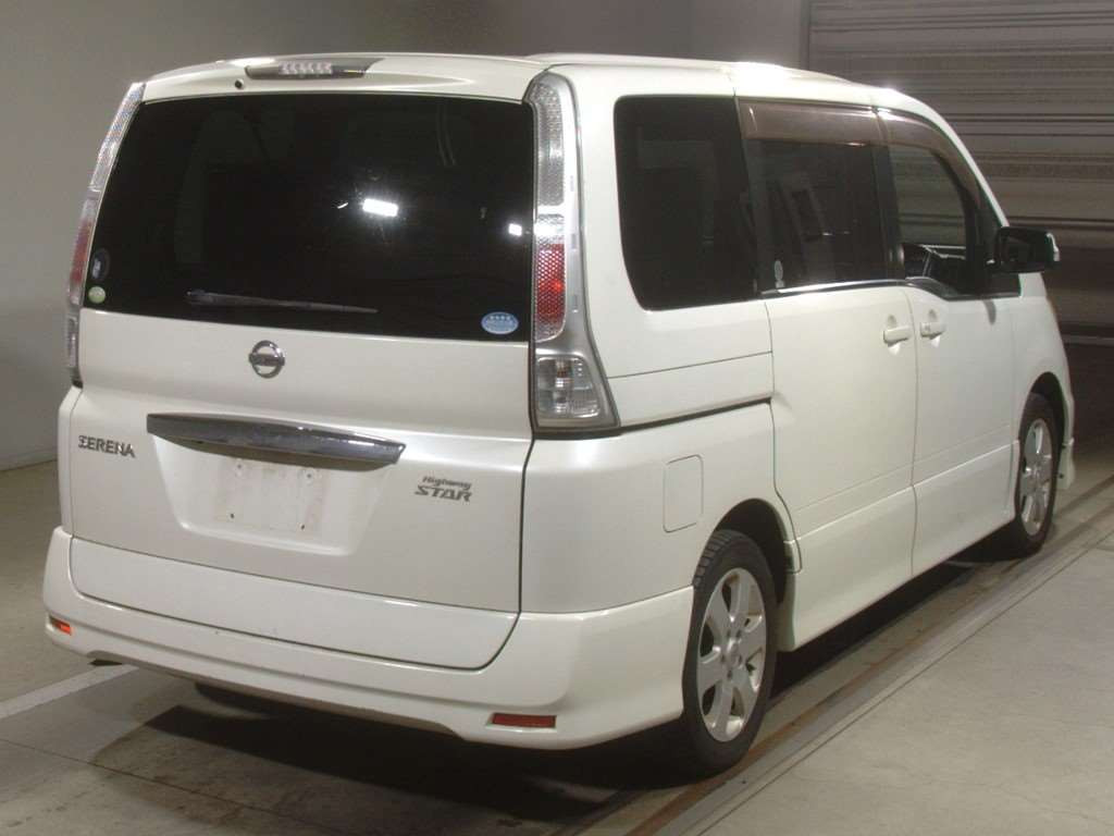 2010 Nissan Serena CC25[1]