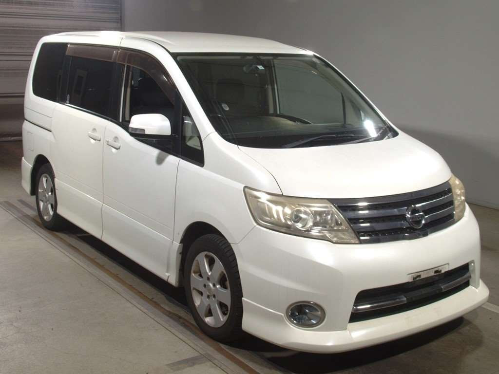 2010 Nissan Serena CC25[2]