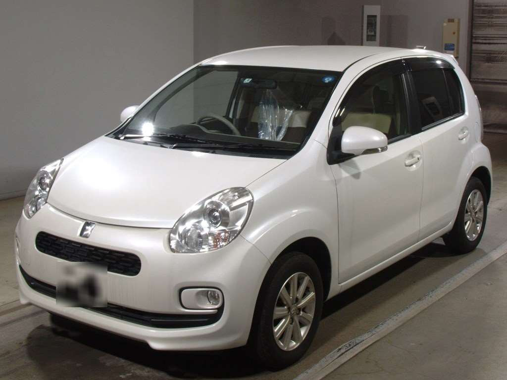 2015 Toyota Passo NGC30[0]