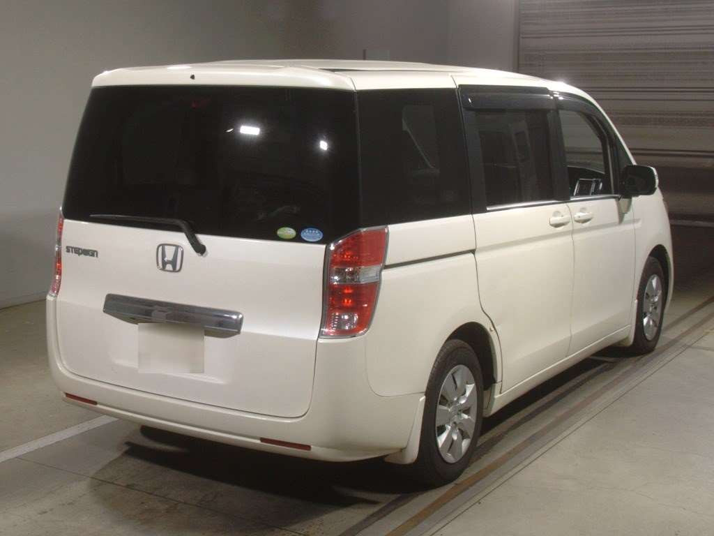 2009 Honda Step WGN RK1[1]