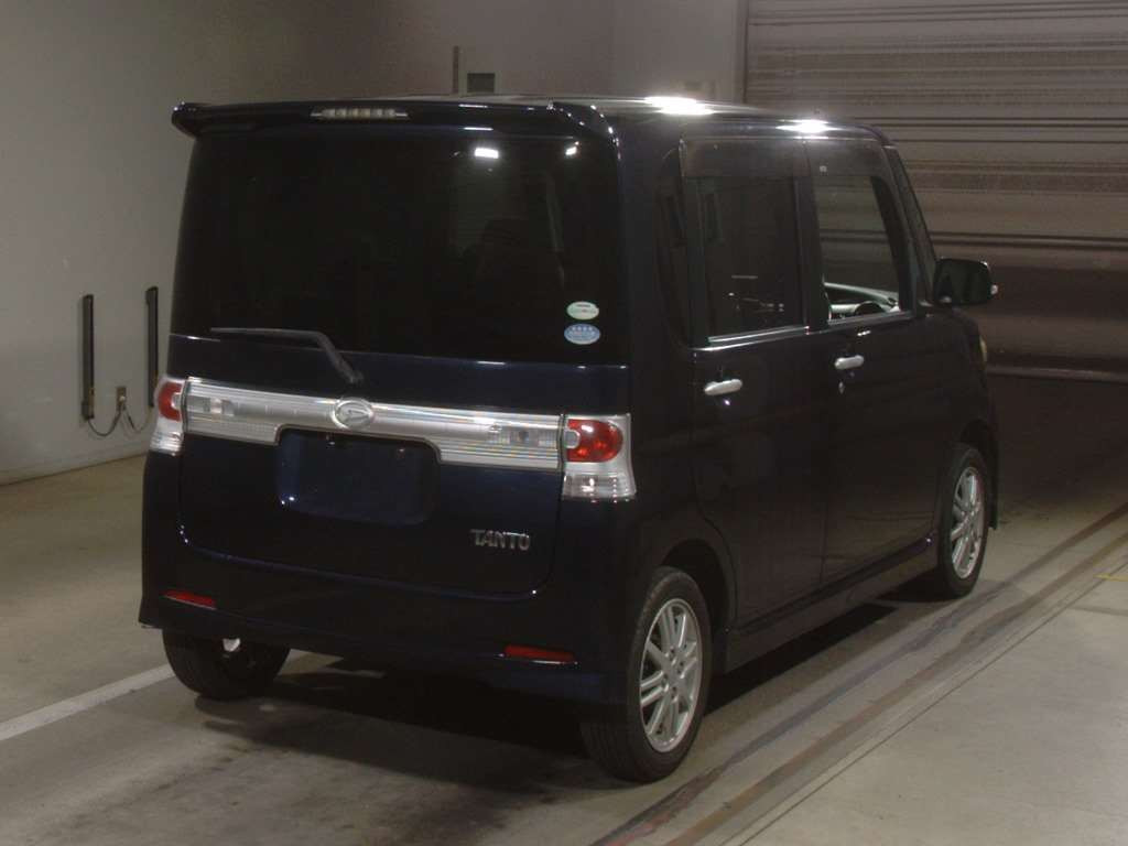 2009 Daihatsu Tanto L375S[1]