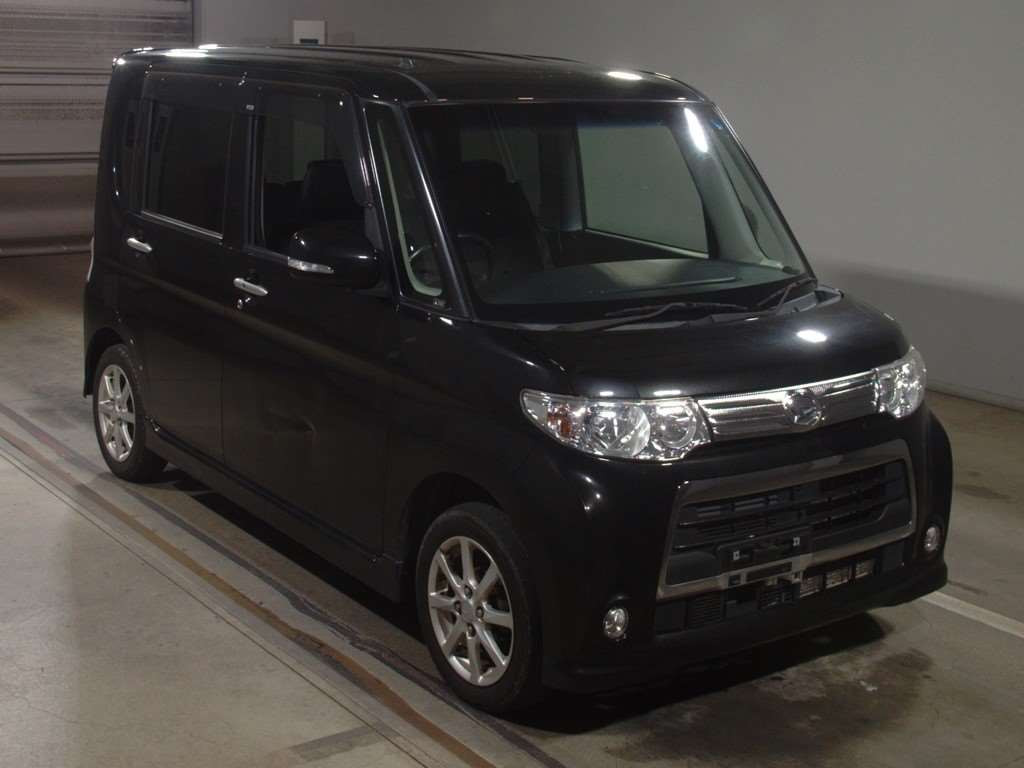 2011 Daihatsu Tanto Custom L375S[2]