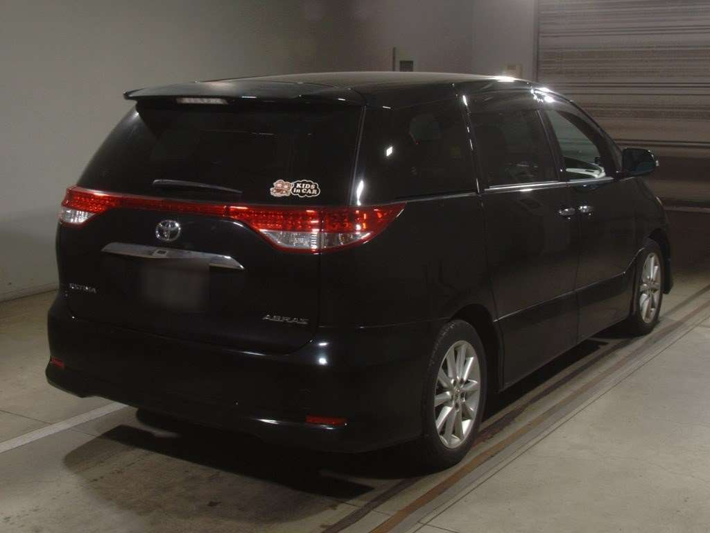 2009 Toyota Estima ACR50W[1]