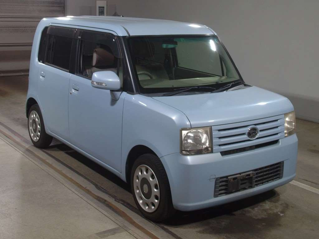 2010 Daihatsu Move Conte L575S[2]