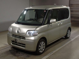 2012 Daihatsu Tanto