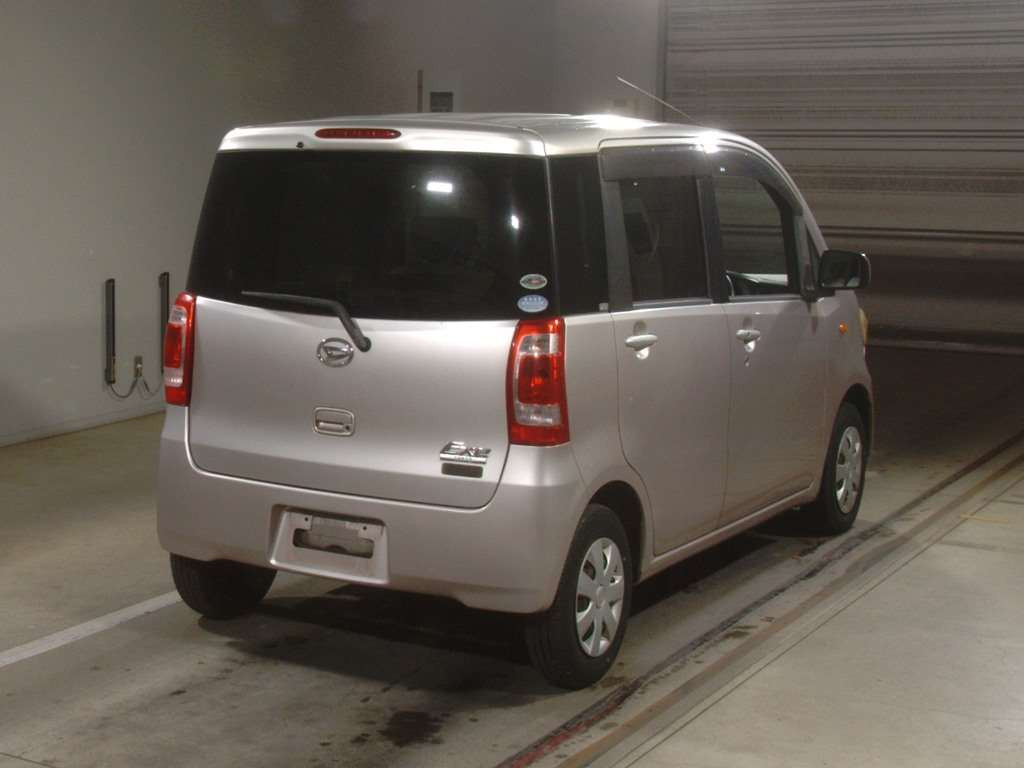 2010 Daihatsu Tanto exe L455S[1]