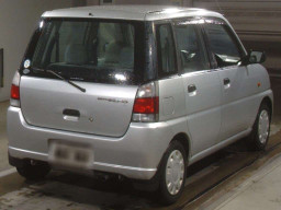 2000 Subaru Pleo