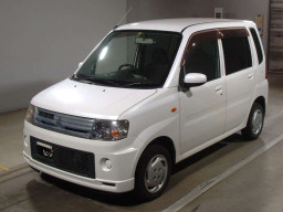 2009 Mitsubishi Toppo