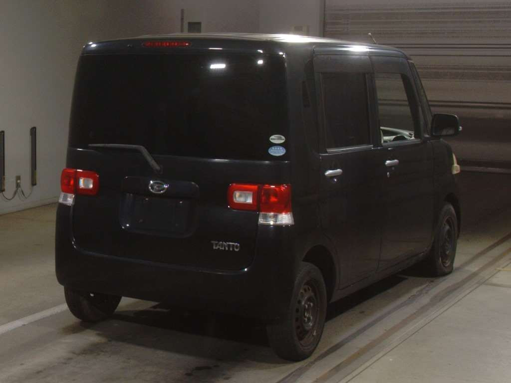 2010 Daihatsu Tanto L375S[1]