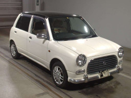 2001 Daihatsu Miragino