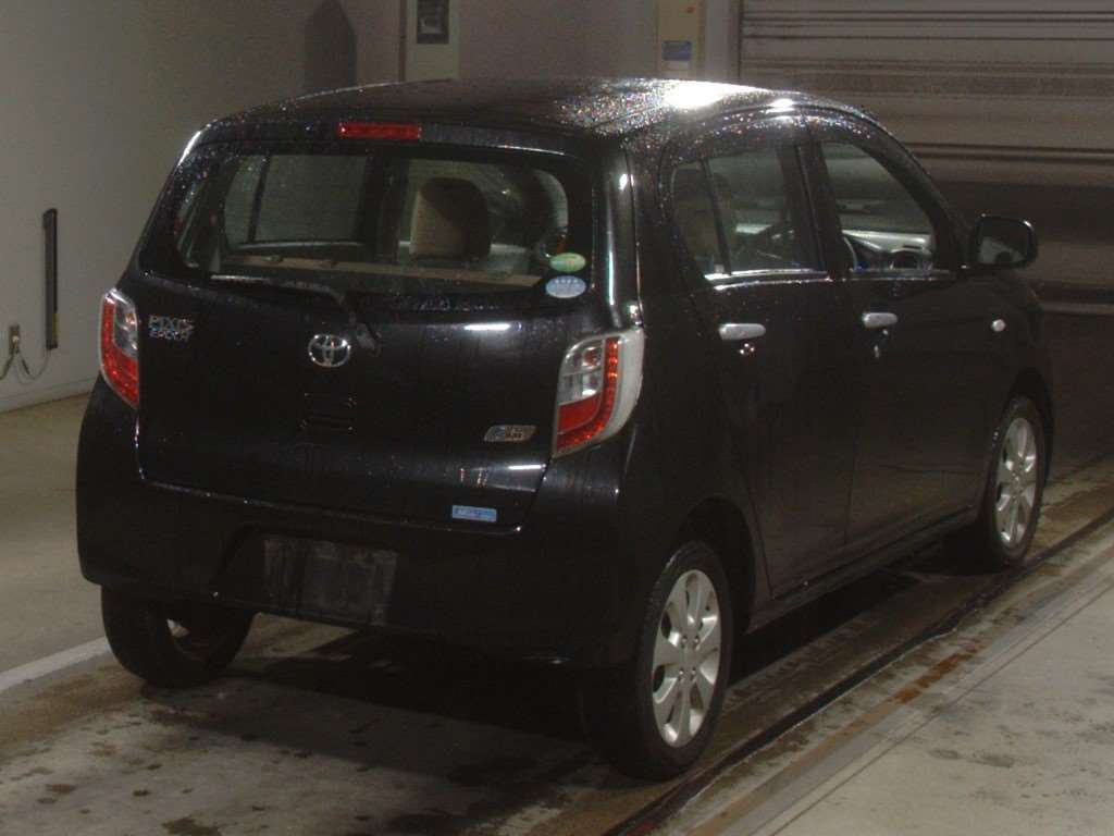 2012 Toyota Pixis Epoch LA310A[1]