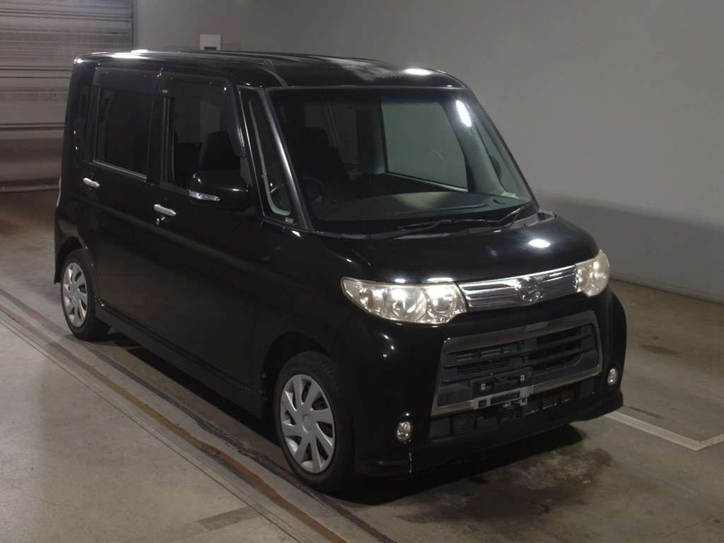 2010 Daihatsu Tanto Custom L375S[2]