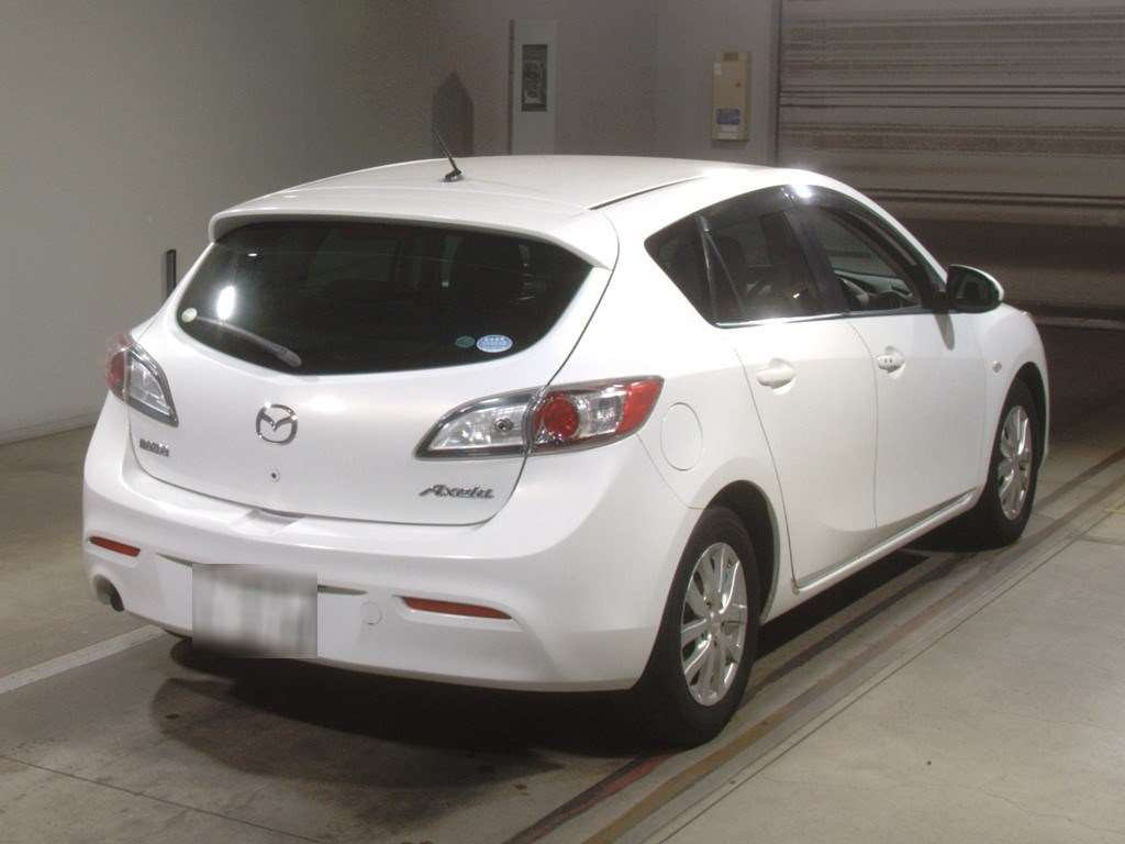 2010 Mazda Axela Sport BL5FW[1]