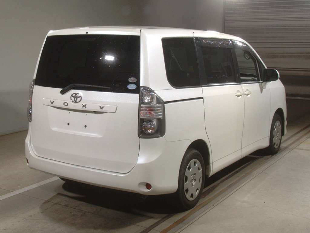 2009 Toyota Voxy ZRR70G[1]