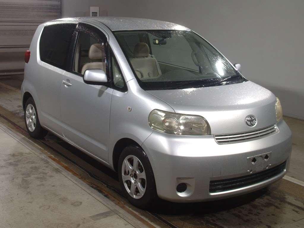 2007 Toyota Porte NNP10[2]