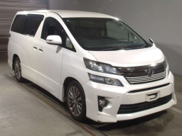 2013 Toyota Vellfire