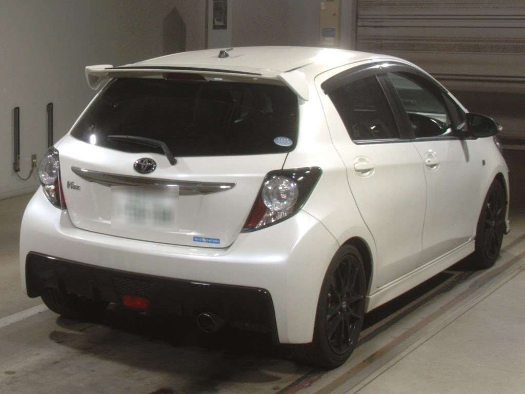 2019 Toyota Vitz NCP131[1]