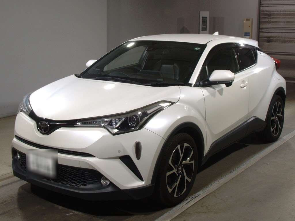 2017 Toyota C-HR NGX50[0]