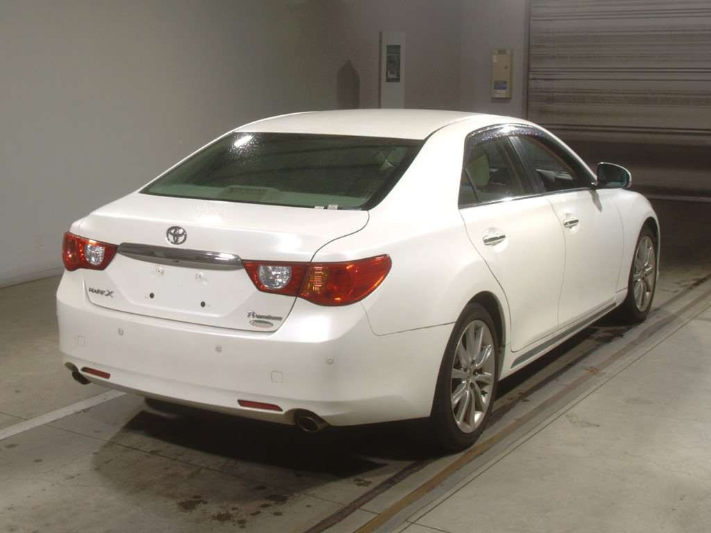 2011 Toyota Mark X GRX133[1]