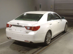 2011 Toyota Mark X