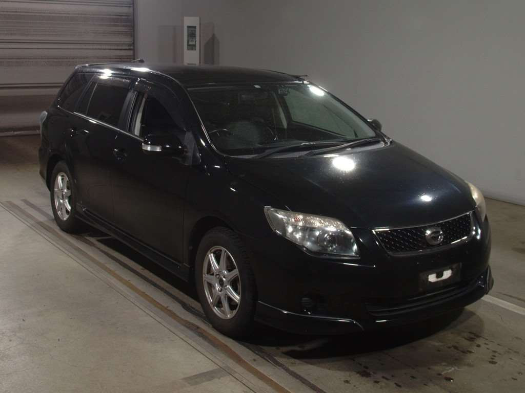 2011 Toyota Corolla Fielder NZE141G[2]