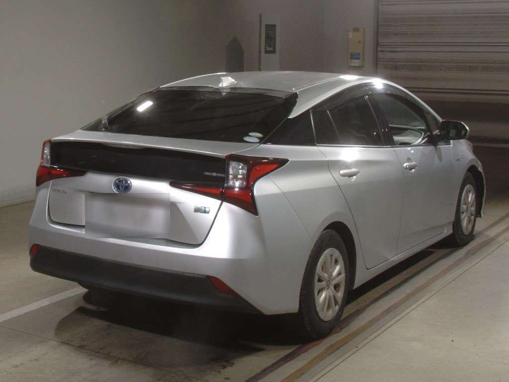 2019 Toyota Prius ZVW51[1]