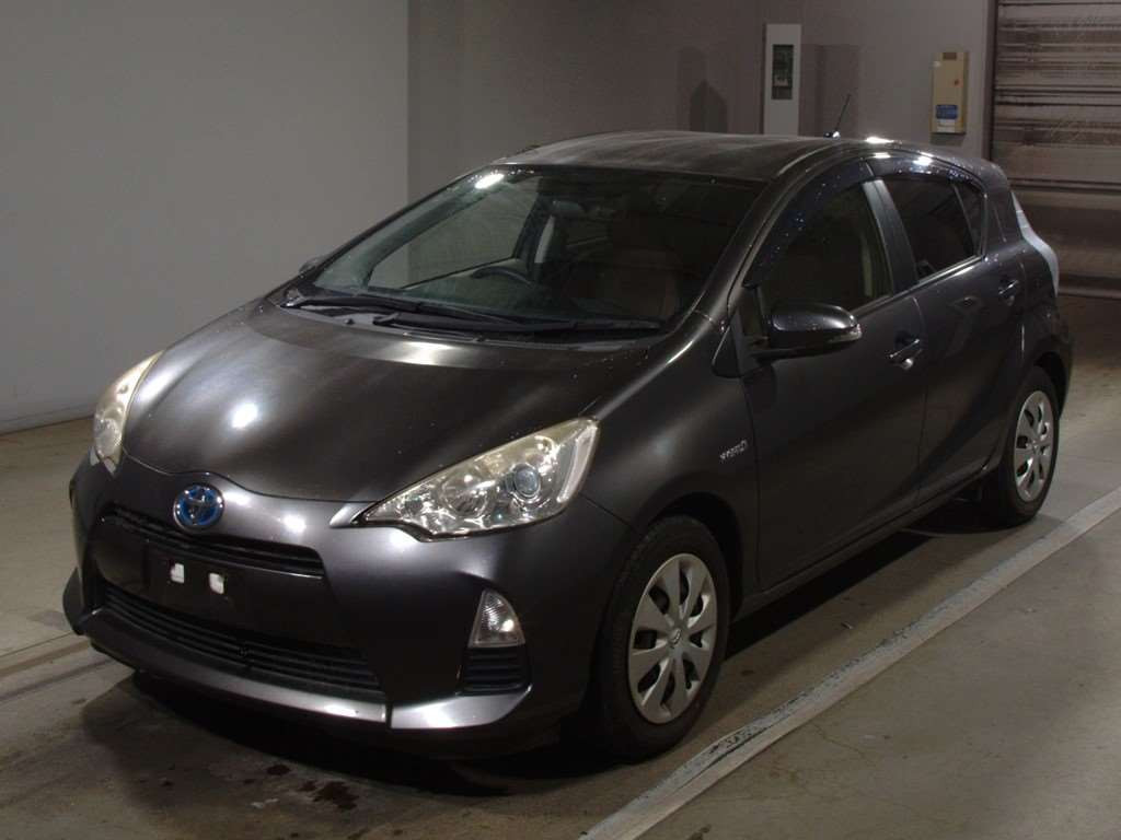 2014 Toyota Aqua NHP10[0]