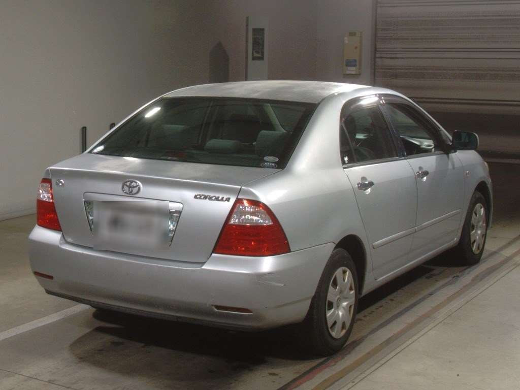 2005 Toyota Corolla Sedan NZE121[1]