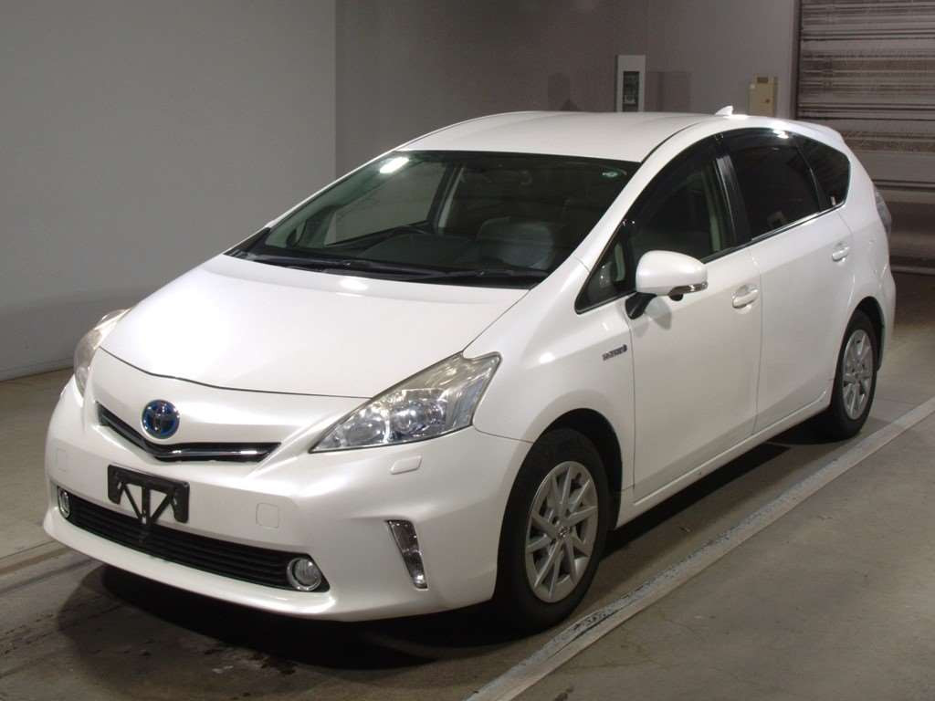 2013 Toyota Prius alpha ZVW40W[0]