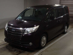 2014 Toyota Noah