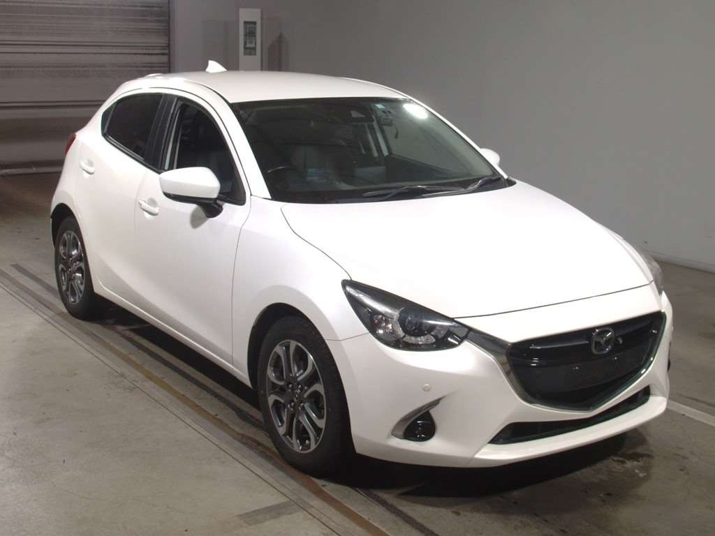 2018 Mazda Demio DJ5FS[2]