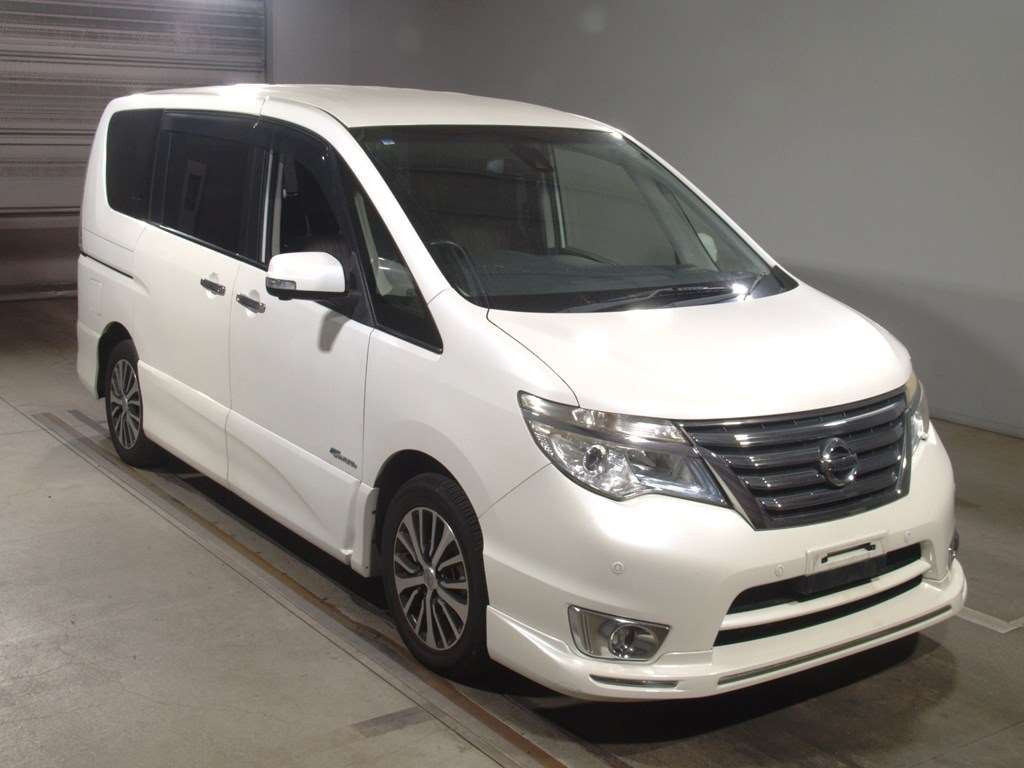 2014 Nissan Serena HFC26[2]