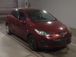 2013 Mazda Demio