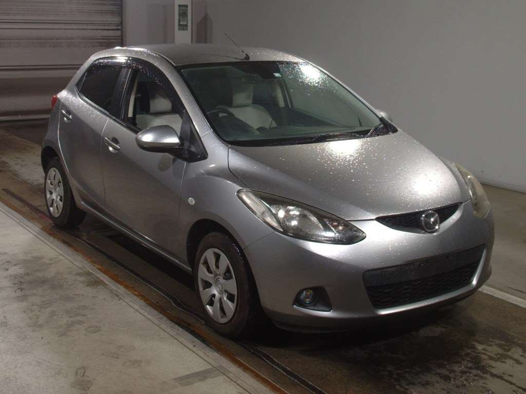 2010 Mazda Demio DE3FS[2]