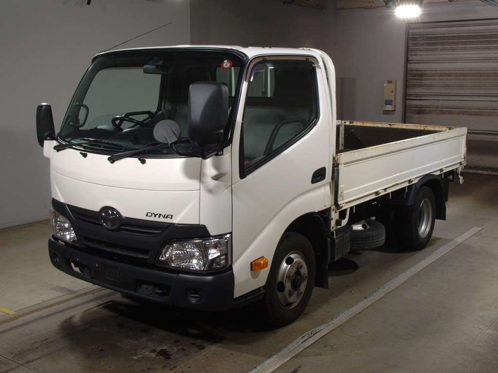 2018 Toyota Dyna Truck XZC605[0]