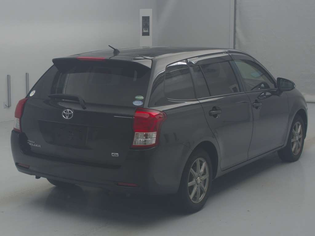 2014 Toyota Corolla Fielder NZE161G[1]