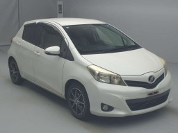 2011 Toyota Vitz