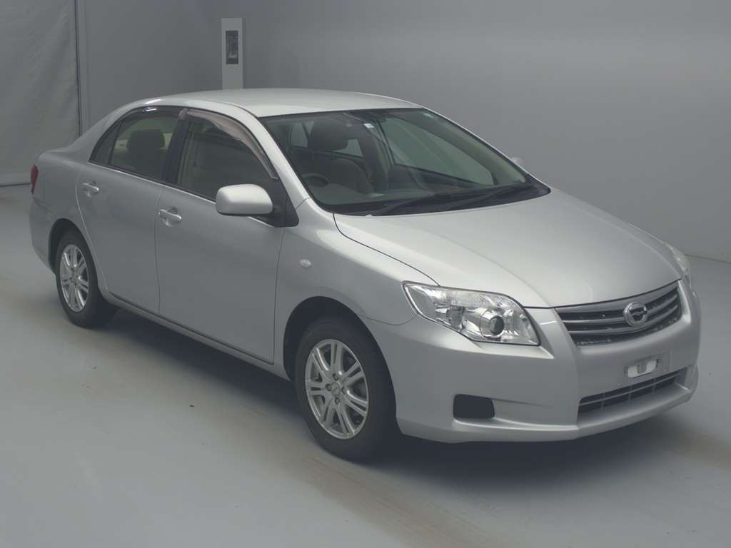 2010 Toyota Corolla Axio NZE141[2]