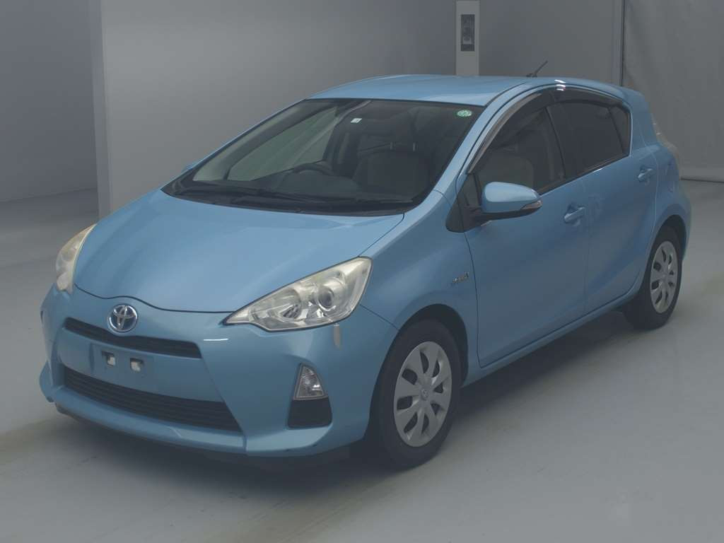 2012 Toyota Aqua NHP10[0]