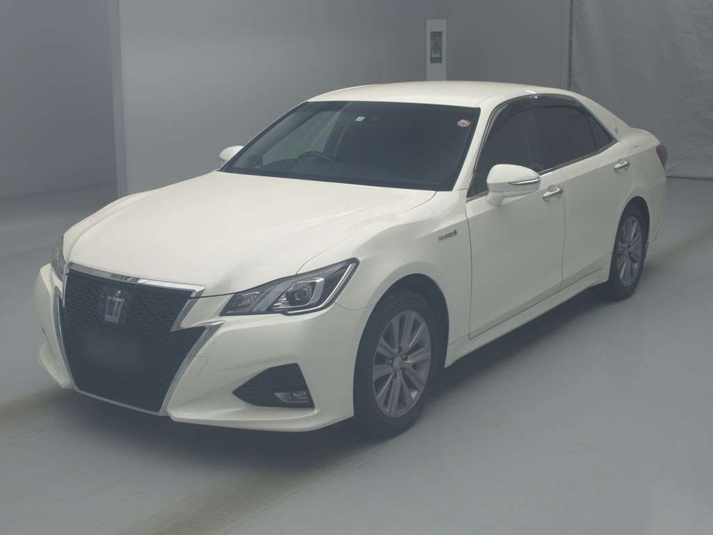 2017 Toyota Crown Hybrid AWS211[0]